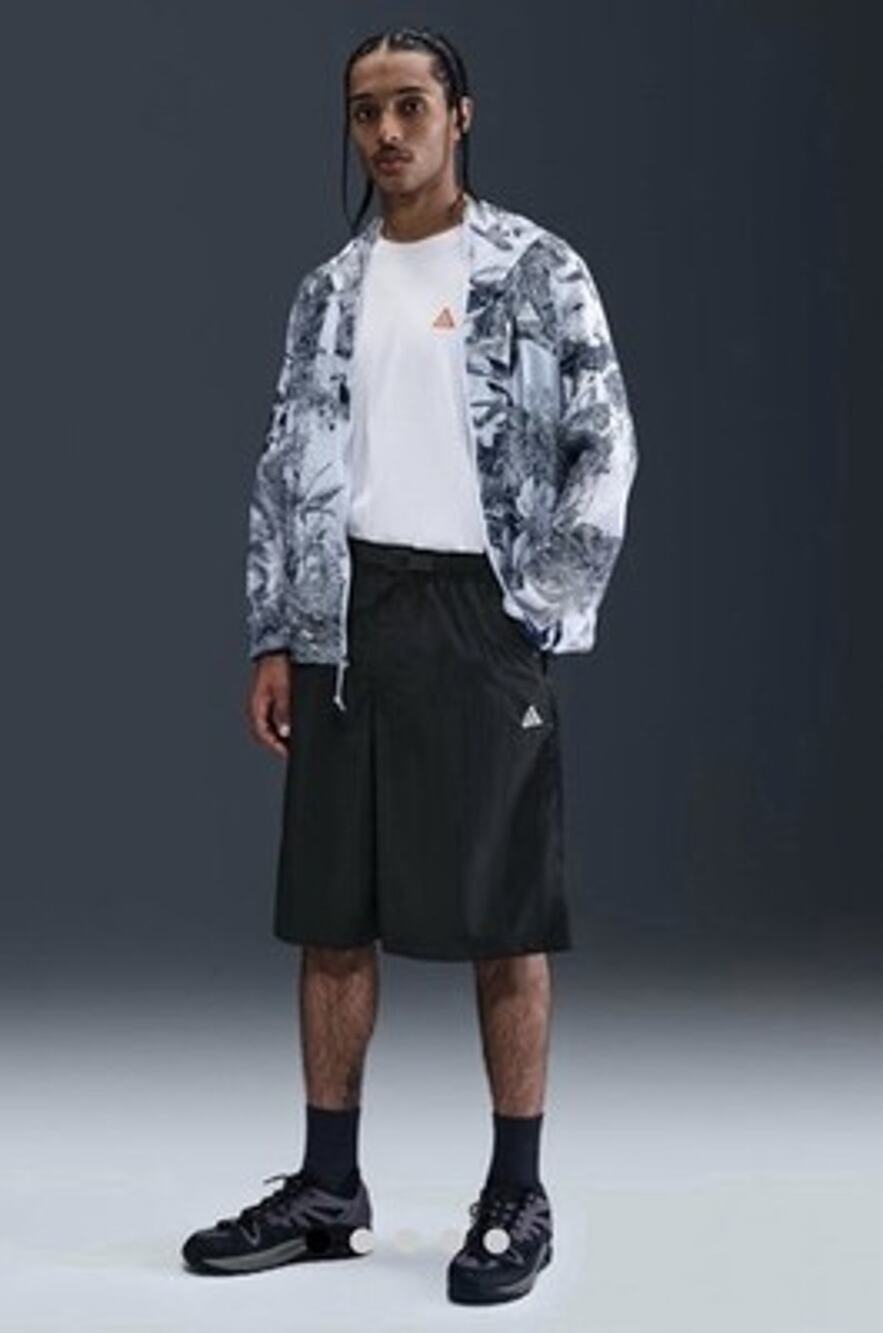 Nike ACG Mens Xxl "Orb Weaver" UV Repel Oversized Shorts